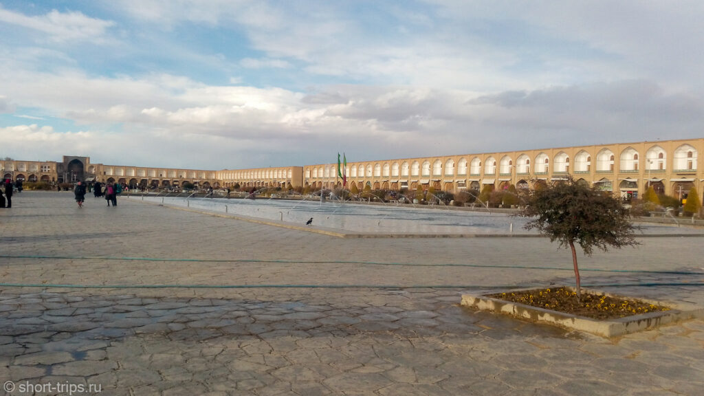 Naqsh-e Jahan Square